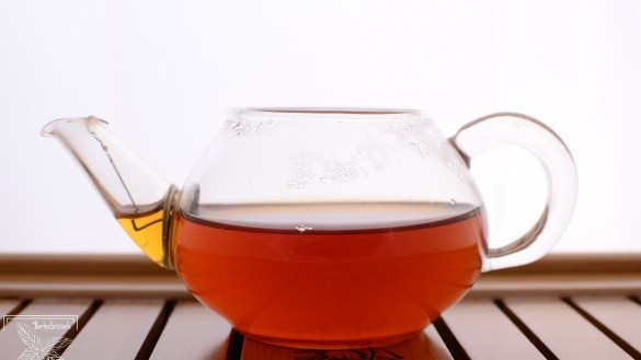 Czarna herbata Keemun: Kolor naparu herbaty Keemun
