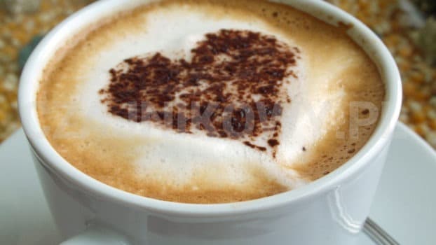 Kawa: co warto wiedzieć? Definicje i terminy: speciality coffee, gatunki kawowca, body, smak kawy, świeżość kawy, mielenie kawy
